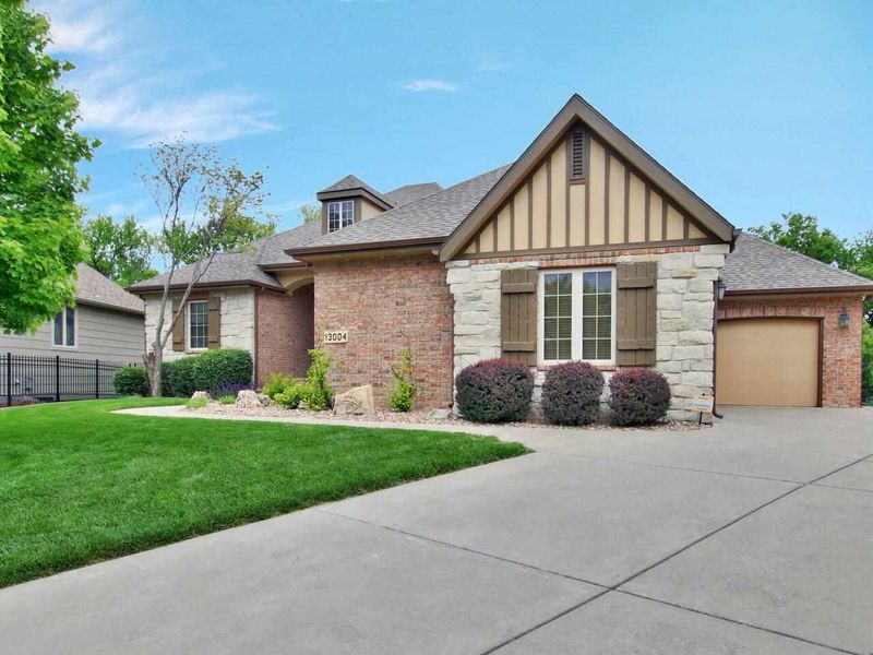 13004 E Mainsgate, Wichita, KS 67228