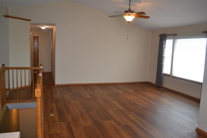 2122 E Saint Andrew Ct, Goddard, KS 67052