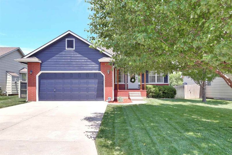 2212 E Bryant St, Derby, KS 67037