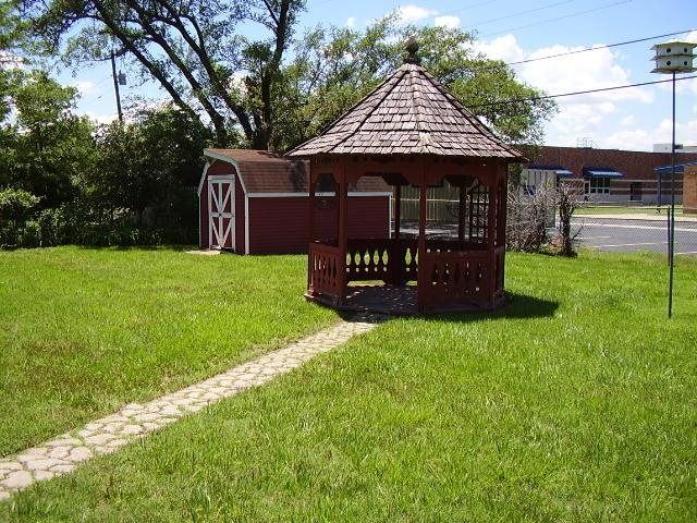1011 Allison, Newton, KS 67114