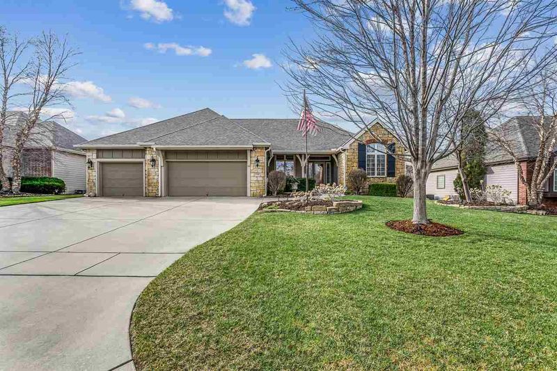 13209 E Mainsgate Cir, Wichita, KS 67228