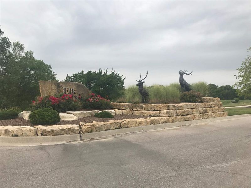 7933 E Turquoise Trl, Bel Aire, KS 67226