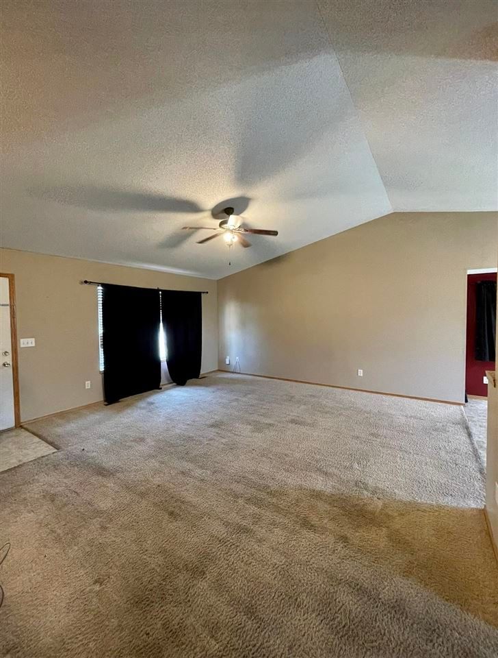 1738 W Saddle Brooke St, Haysville, KS 67060