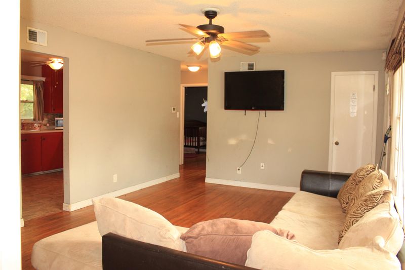 136 S Orchard St, El Dorado, KS 67042