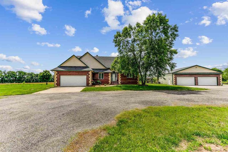 1241 E 90th Ave N, Belle Plaine, KS 67013