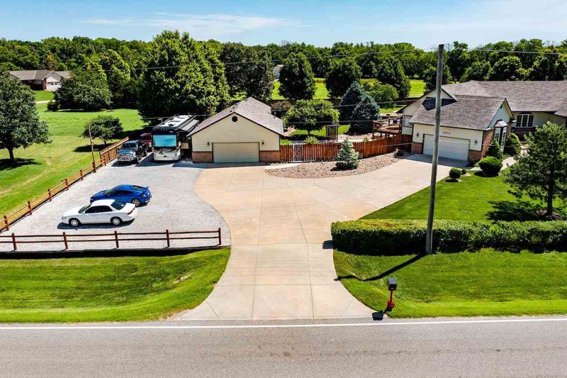 5500 S West St, Wichita, KS 67217