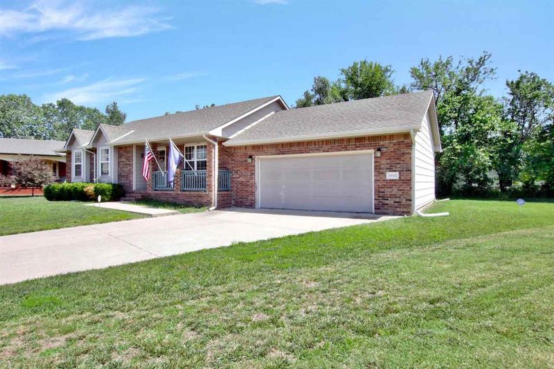 10921 E Mount Vernon Ct, Wichita, KS 67207