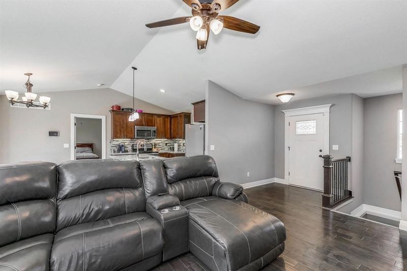 628 S Horseshoe Bend, Maize, KS 67101