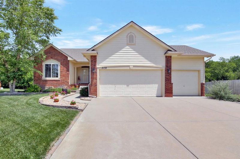 2130 E Brookstone St, Derby, KS 67037