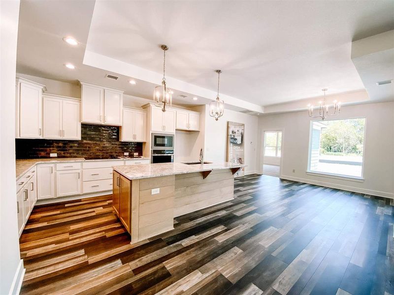 140 S Legacy Way, Andover, KS 67002