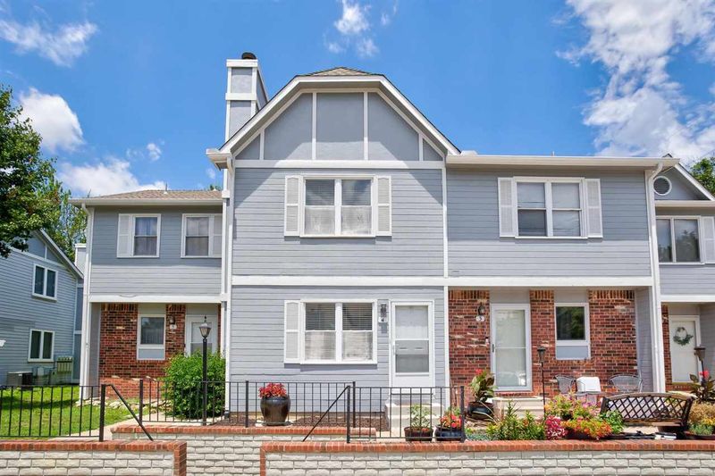 101 S Rock Rd #4, Derby, KS 67037
