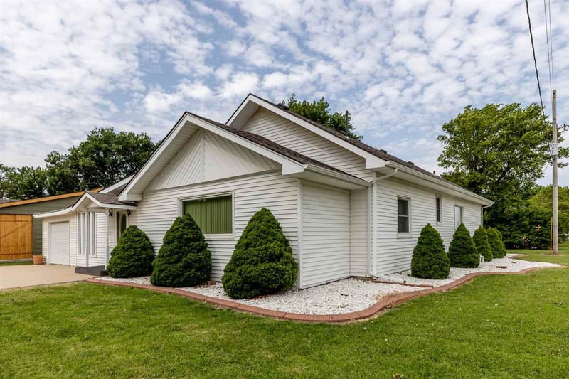 310 N Washington St, Mayfield, KS 67103