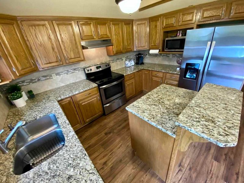1400 Northpointe Ct, Andover, KS 67002