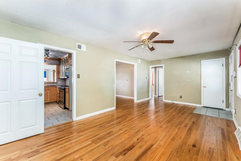 3406 S Vine St, Wichita, KS 67217