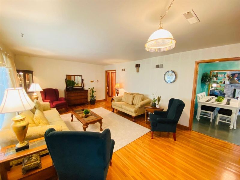 3341 S Walnut St, Wichita, KS 67217