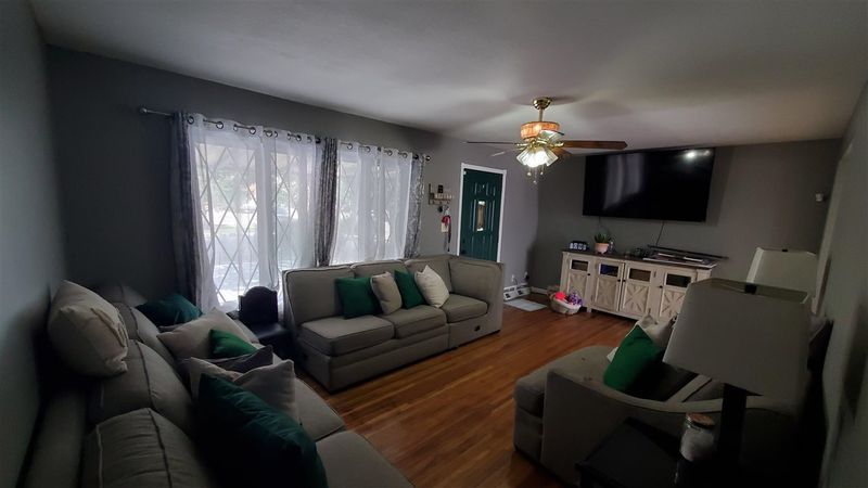 533 S Pinecrest St, Wichita, KS 67218