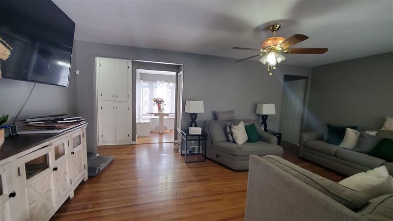 533 S Pinecrest St, Wichita, KS 67218