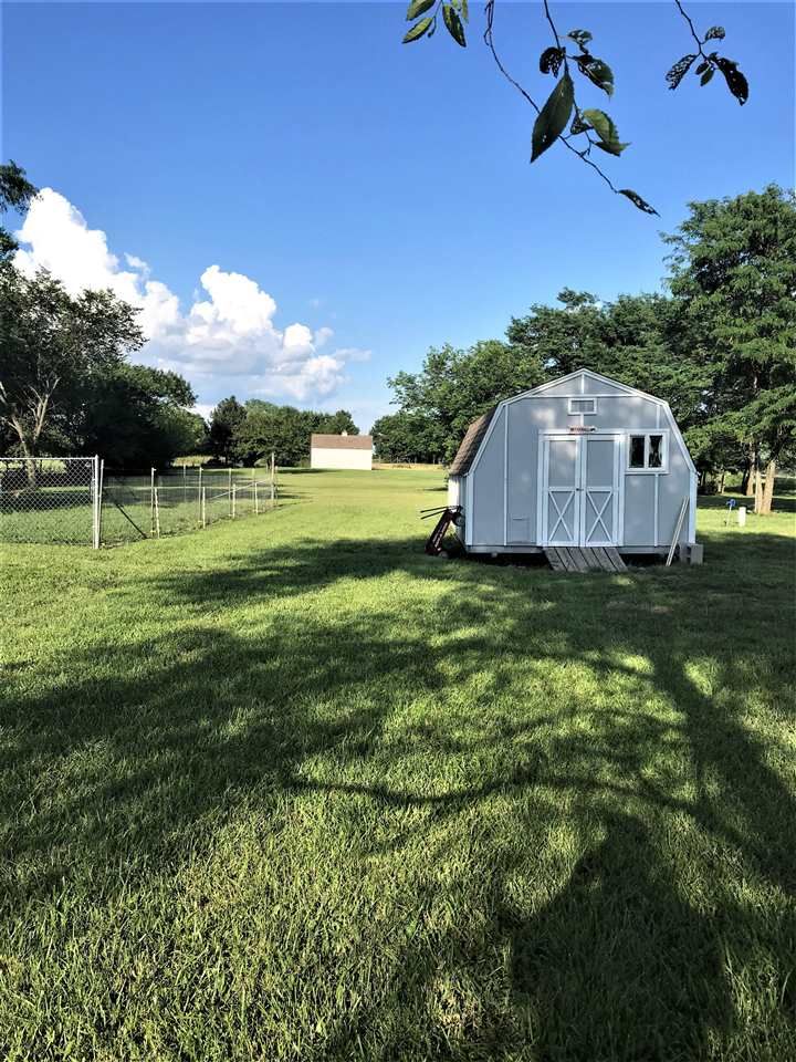 10980 SW 90th St, Augusta, KS 67010