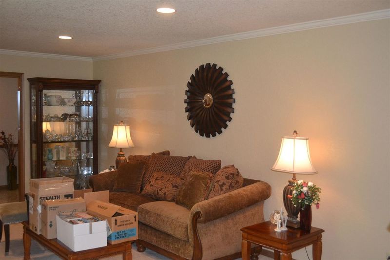 6730 E Abbotsford Dr, Wichita, KS 67206