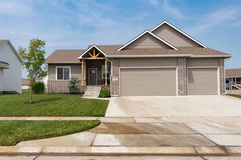 2811 N Eagle St, Wichita, KS 67226