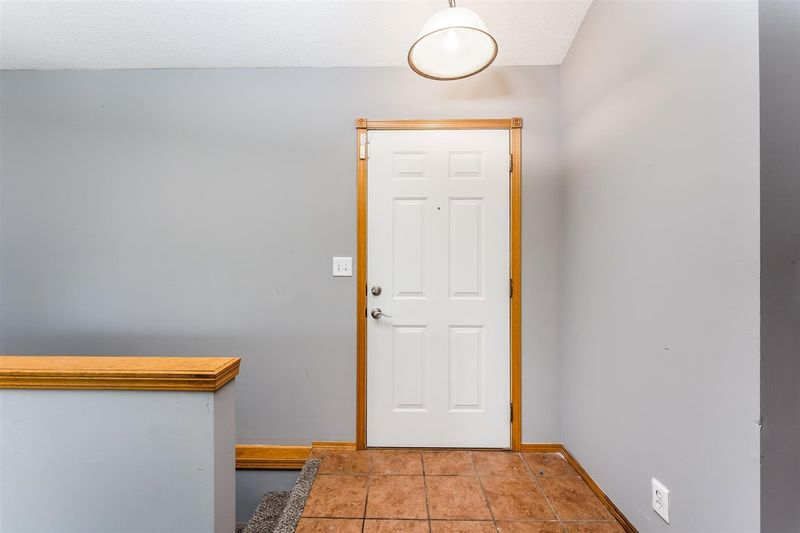 5402 E Shadowridge St, Wichita, KS 67220