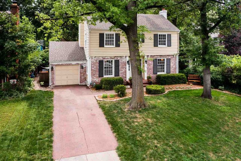 120 S Pinecrest St, Wichita, KS 67218
