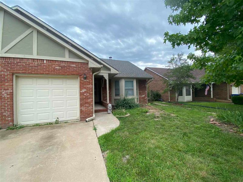 9419 E Bluestem St, Wichita, KS 67207