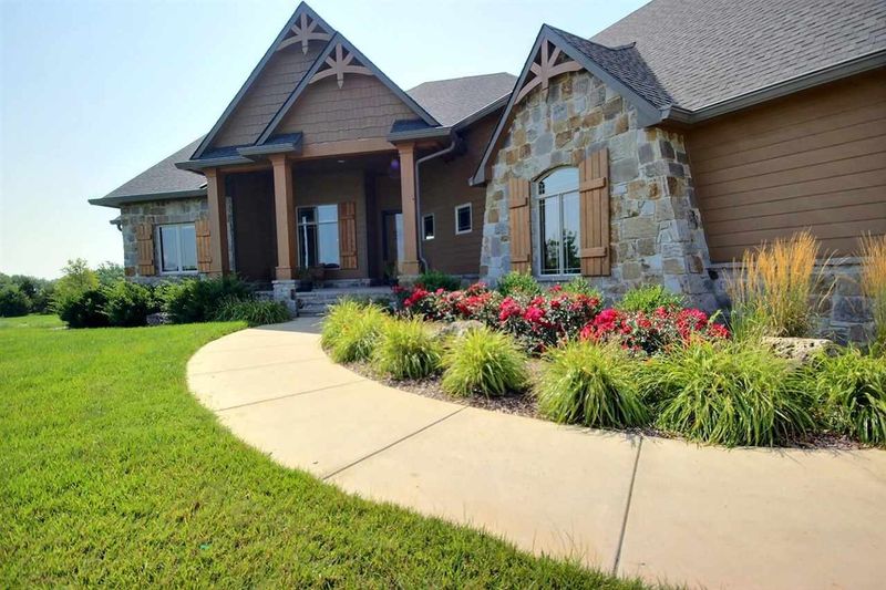 13411 E Twin Mill St, Derby, KS 67037
