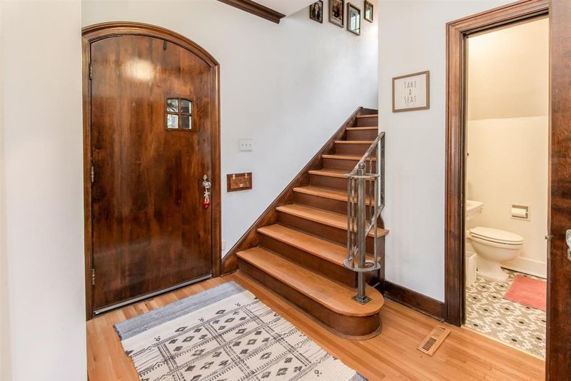 104 N Pershing St, Wichita, KS 67208