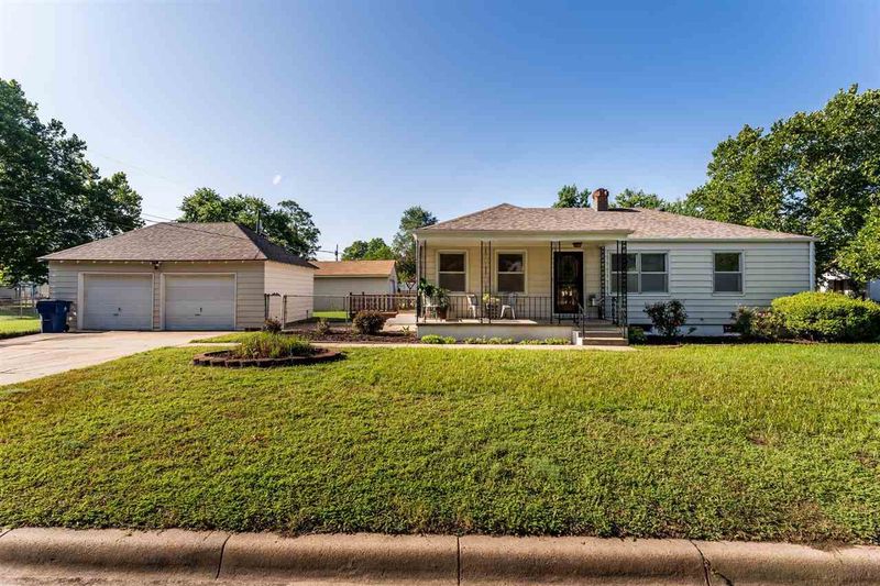 1401 E Clark St, Wichita, KS 67211