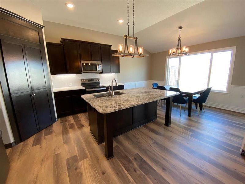 2418 E Madison Ave, Derby, KS 67037