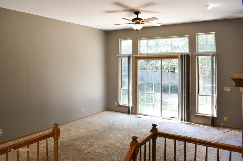 5403 E Pembrook St, Wichita, KS 67220