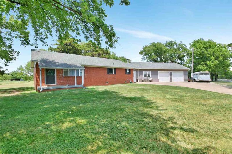 1872 E 140th Ave N, Mulvane, KS 67110