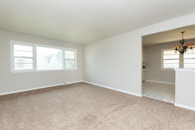 1037 S Eastern St, Wichita, KS 67207
