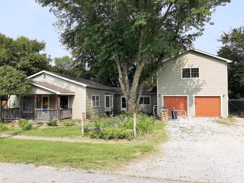 104 S Williams St, Udall, KS 67146