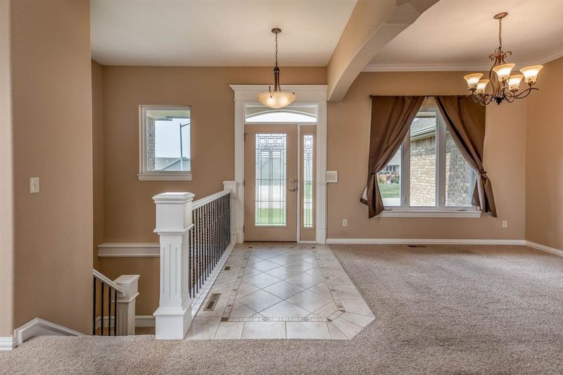 8908 N Red Cedar Ln, Park City, KS 67147