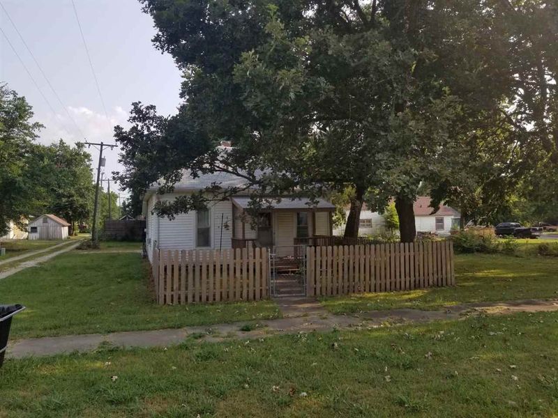 329 W Adams, Howard, KS 67349