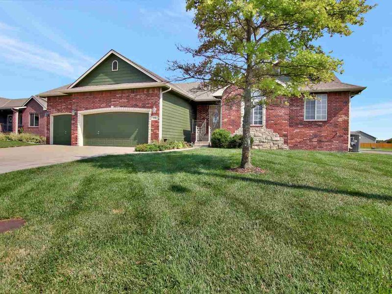 338 E Quail Ridge St, Mulvane, KS 67110