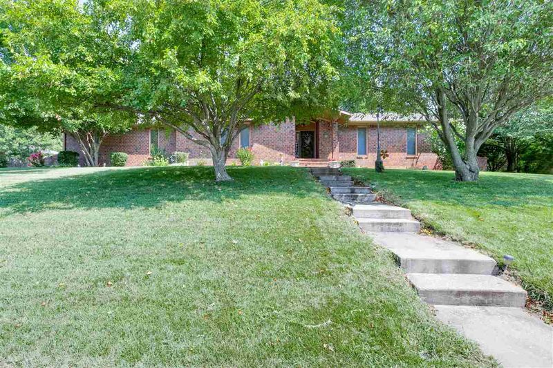 620 N Tristan, Mulvane, KS 67110