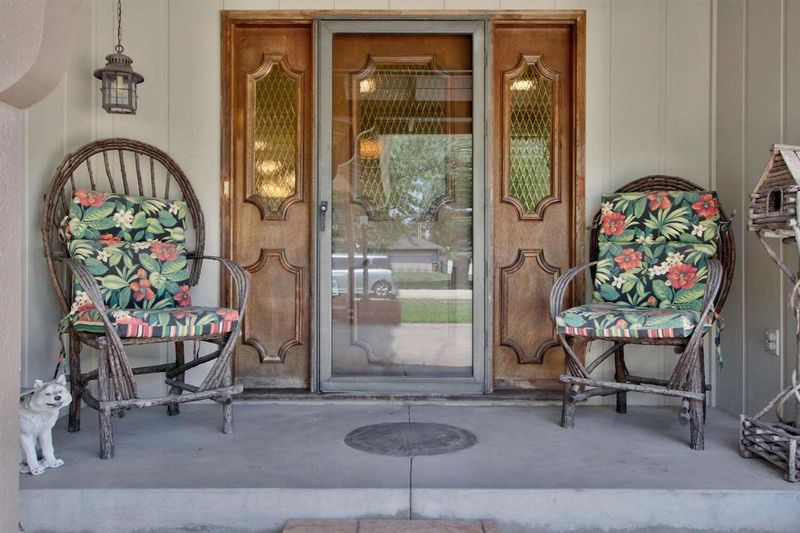 329 E 2nd St, Goddard, KS 67052