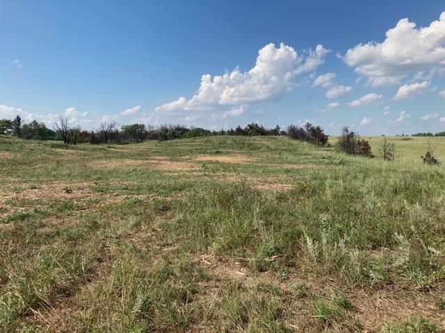 0000 E 4th Ave, Hutchinson, KS 67501