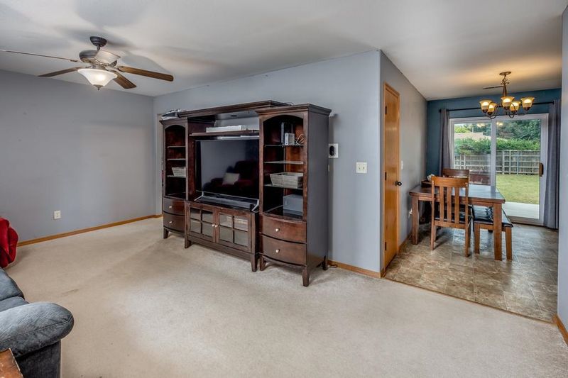 3157 S Bennett Ave, Wichita, KS 67217