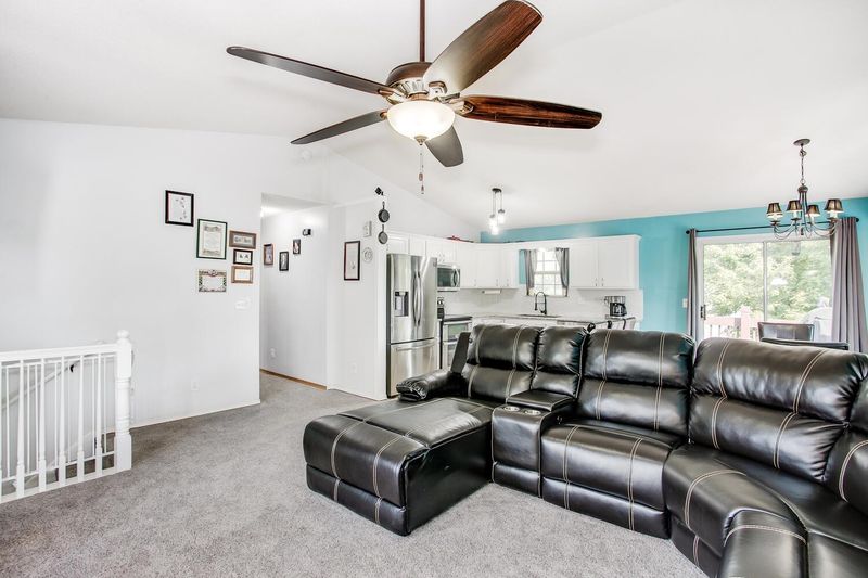 824 Carriage Rd, Maize, KS 67101