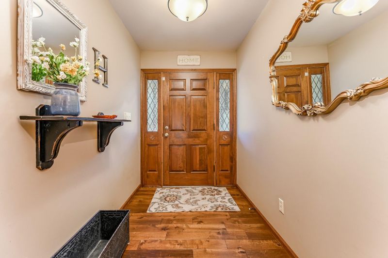 3008 Lakeshore Dr, Winfield, KS 67156