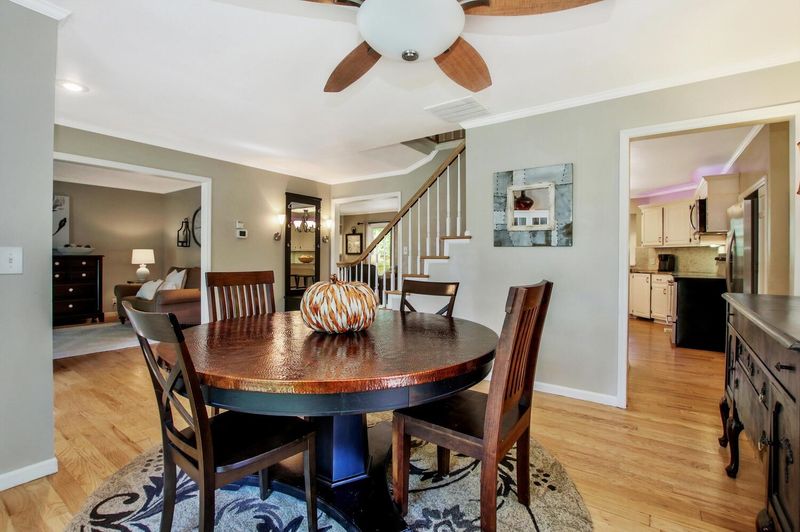 6916 E Aberdeen St, Wichita, KS 67206