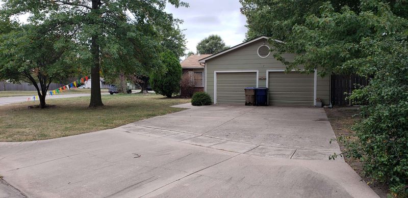 357 N Commanche Ct, Kechi, KS 67067