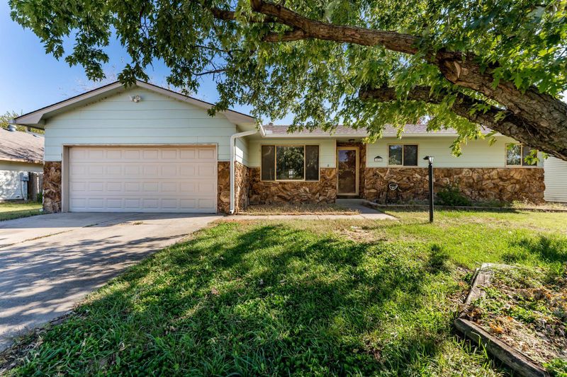 422 S Garst St, Wichita, KS 67209