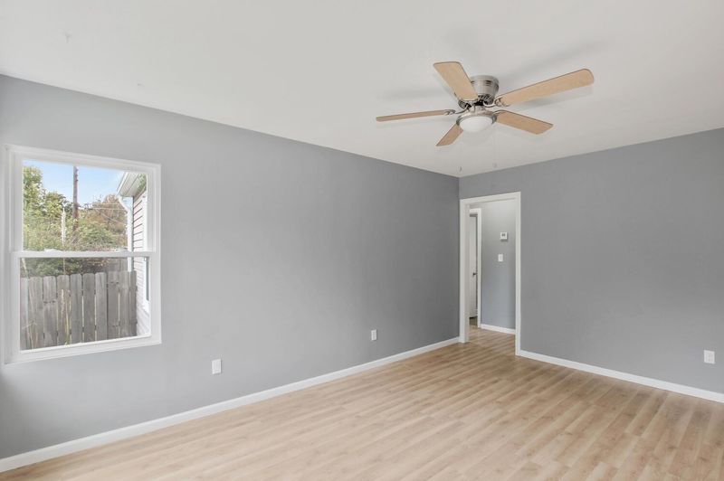 1611 N Floberta Rd, Wichita, KS 67208