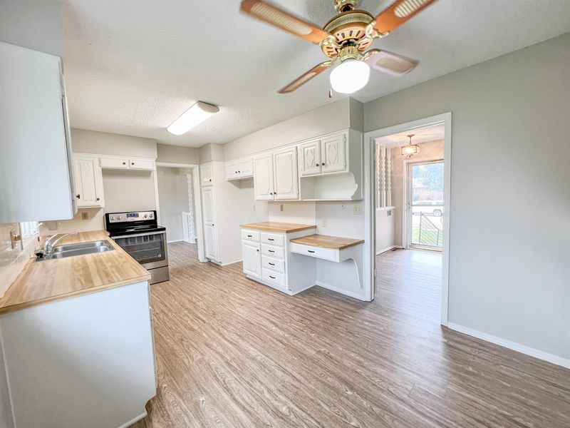 1936 S Lori, Wichita, KS 67207