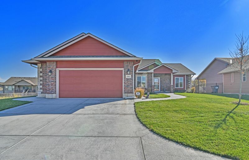 15013 W Hayden Cir, Wichita, KS 67235